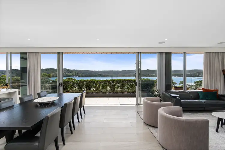 401/7 Lynn Avenue, Point Frederick NSW 2250