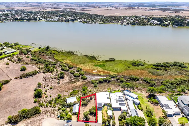 26 Fraser Drive, Hindmarsh Island SA 5214