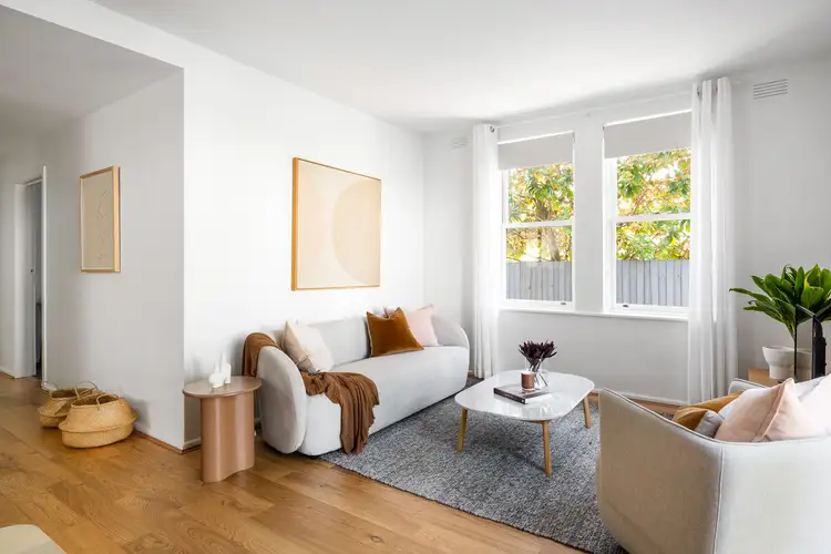 Second view of Homely apartment listing, 6/25 Isabella Grove, Hawthorn VIC 3122