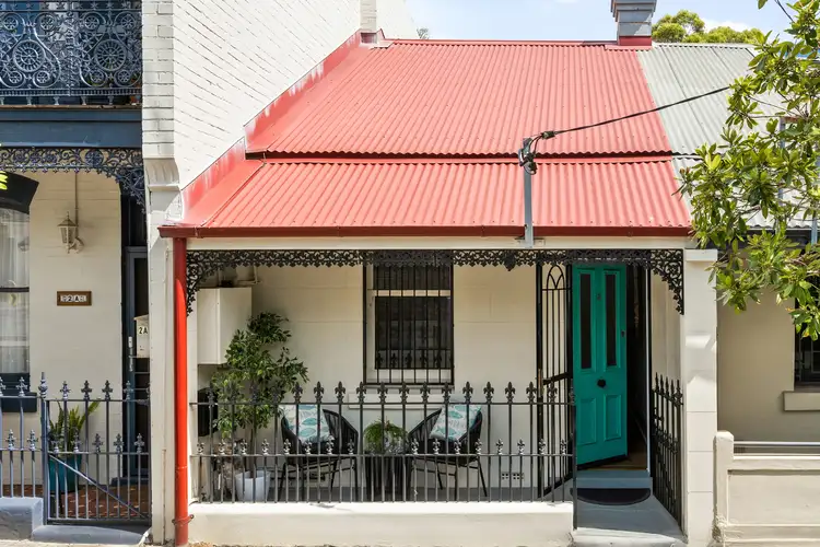 2 Alfred Street