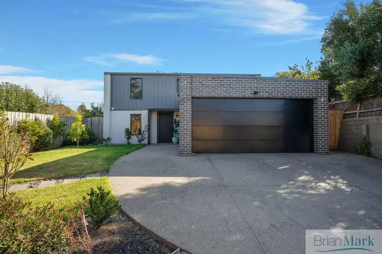 17 Callanan Grove