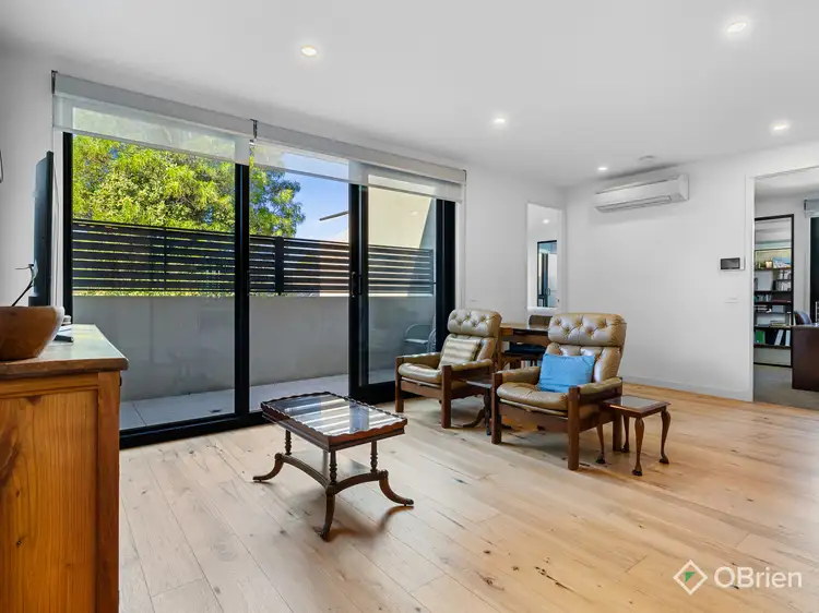 108/71 Barkly Street