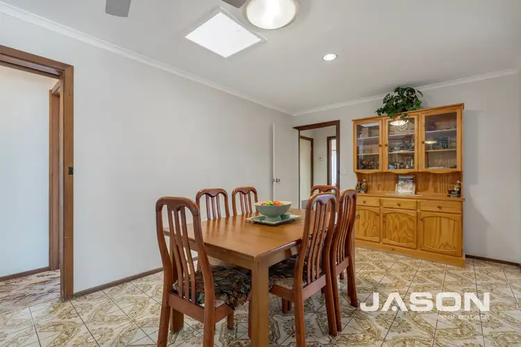 Sixth view of Homely house listing, 18 Phelan Court, Tullamarine VIC 3043