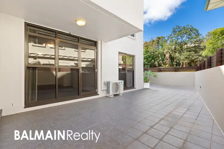 709/27 Margaret Street