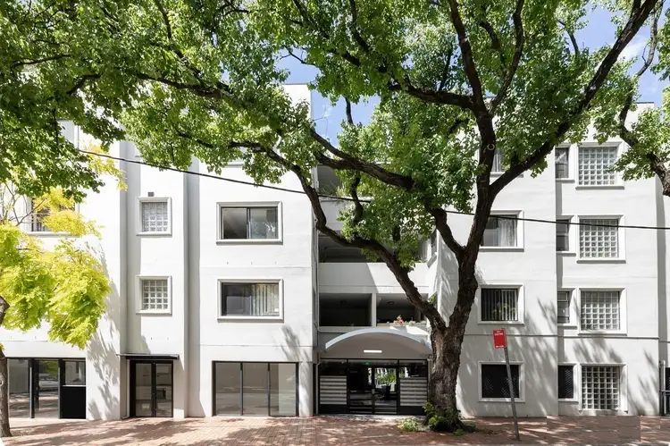 28/1-35 Pine Street