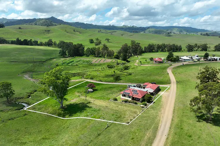 33 Turnbulls Road, East Gresford NSW 2311