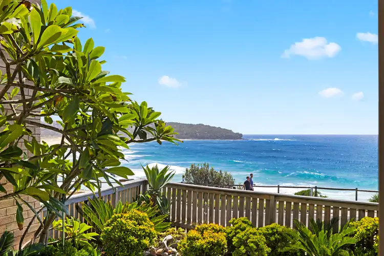 2/2-4 Beach Street, Curl Curl NSW 2096
