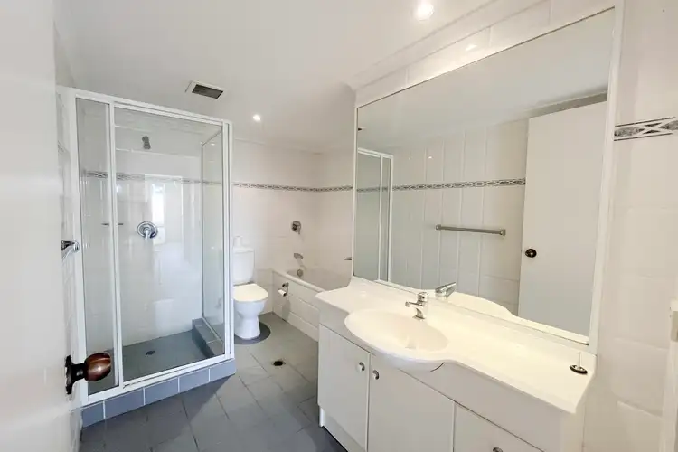 Fourth view of Homely unit listing, 18/1-3 McDougall Street, Kirribilli NSW 2061