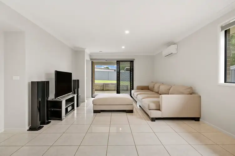 Second view of Homely house listing, 19 Concord Circuit, Cliftleigh NSW 2321
