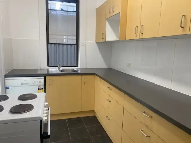 93A Queen St Street