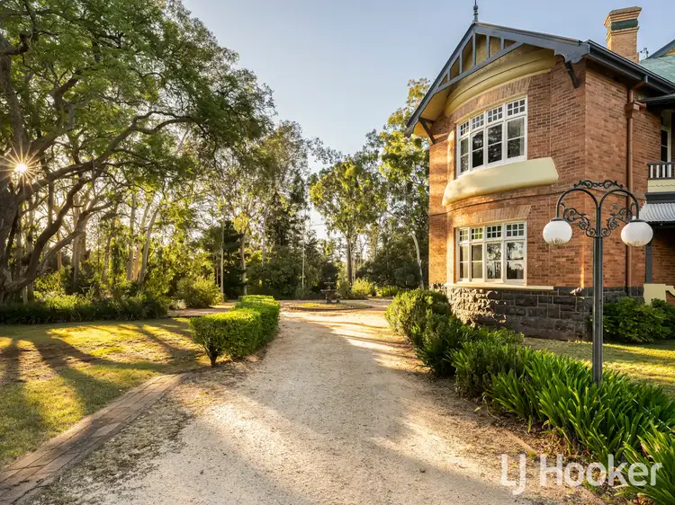 37 Blair Athol Road, Inverell NSW 2360