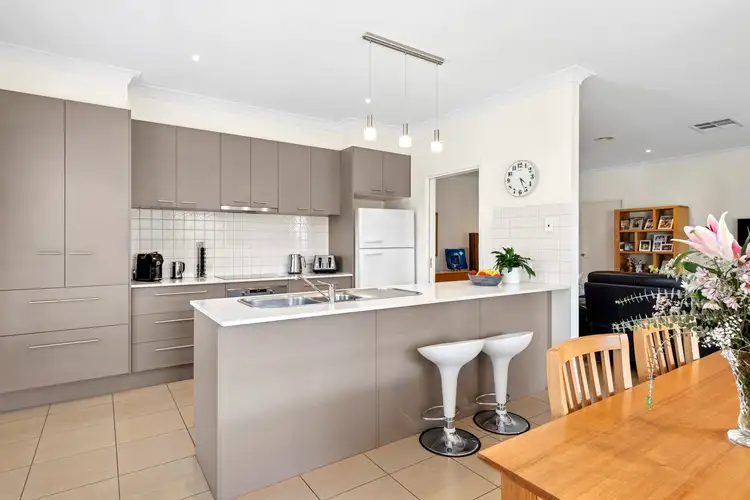 Second view of Homely unit listing, 1/5 Ruth Road, Mornington VIC 3931