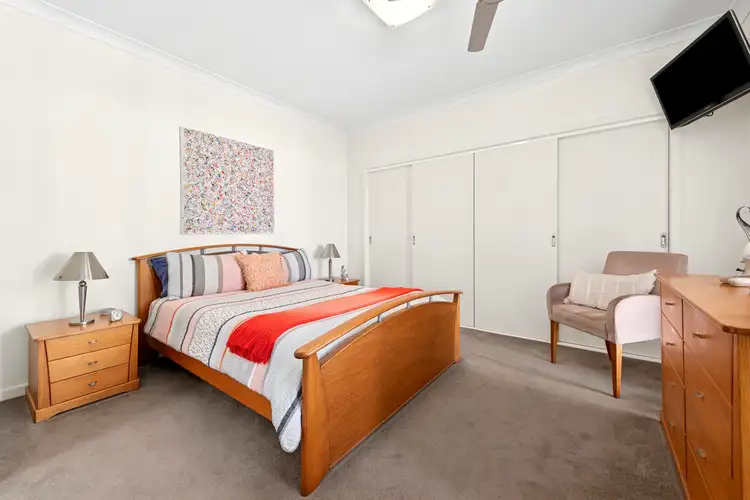 Sixth view of Homely unit listing, 1/5 Ruth Road, Mornington VIC 3931