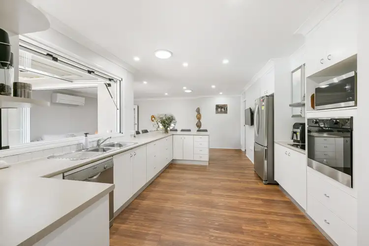 14 Paddington Court, Middle Ridge QLD 4350
