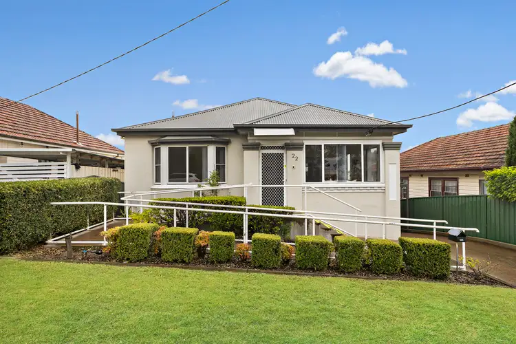 22 Villa Road, Waratah West NSW 2298