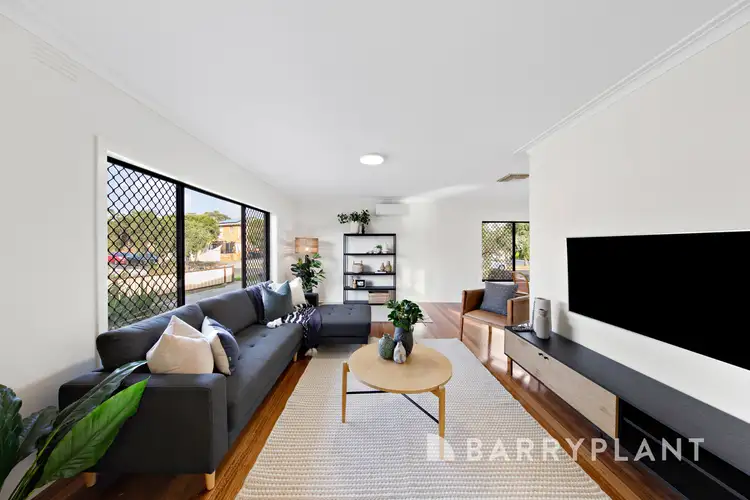 Main view of Homely house listing, 5 Bond Avenue, St Albans VIC 3021