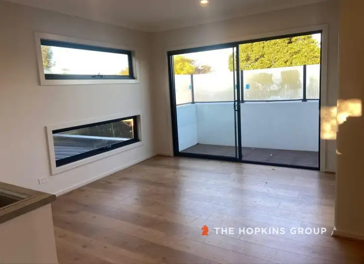 4 Scotsburn Grove, Werribee VIC 3030