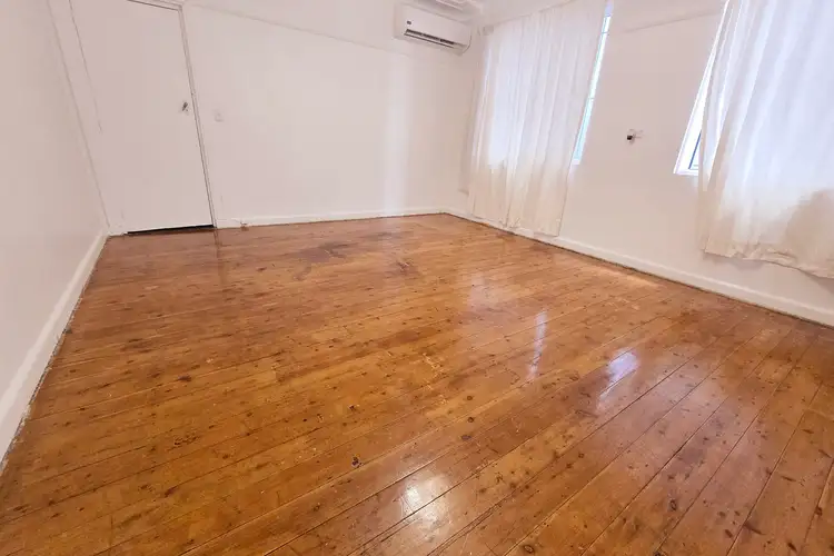 15 Maroubra Road