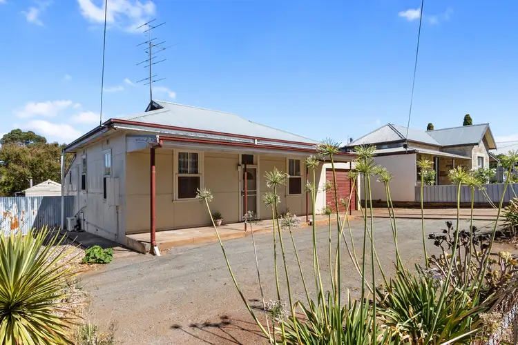 40 Union Street, Clare SA 5453