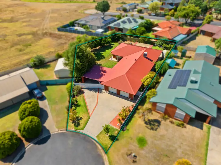 Second view of Homely house listing, 6 Acacia Court, Corowa NSW 2646
