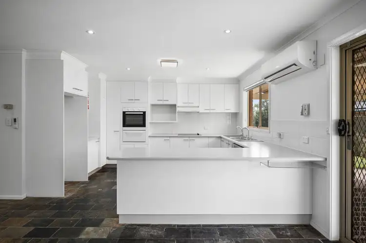 Fifth view of Homely house listing, 6 Acacia Court, Corowa NSW 2646
