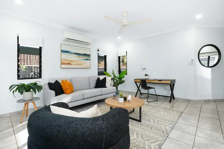 Fifth view of Homely semi-detached listing, 2/9 Sovereign Circuit, Coconut Grove NT 810