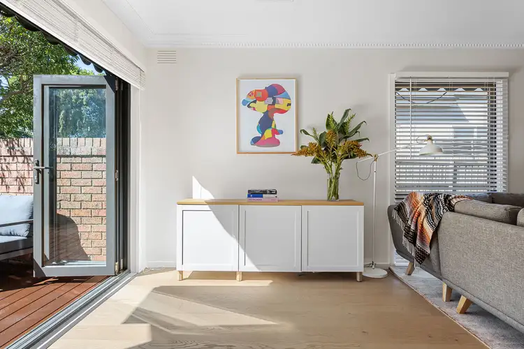 Fifth view of Homely villa listing, 1/6 Oakleigh Crescent, Ormond VIC 3204