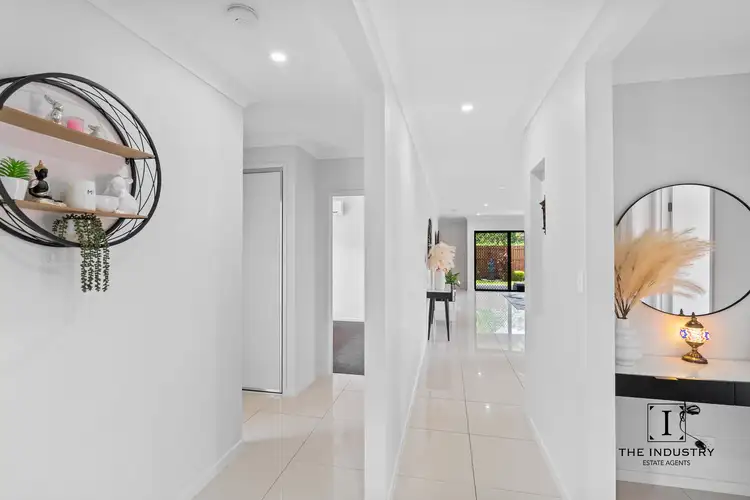 Third view of Homely house listing, 6 Singleton Close, Smithfield QLD 4878