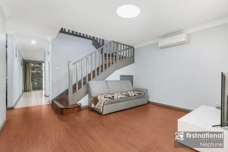4/41-43 Portia Road, Toongabbie NSW 2146