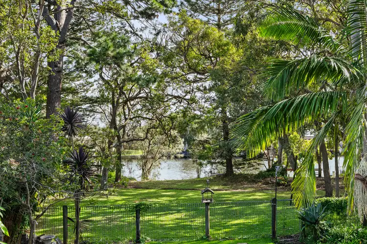 18 Kalua Drive, Chittaway Bay NSW 2261