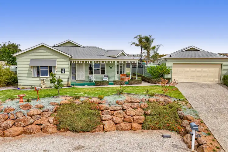 5 Joan Court, Bacchus Marsh VIC 3340