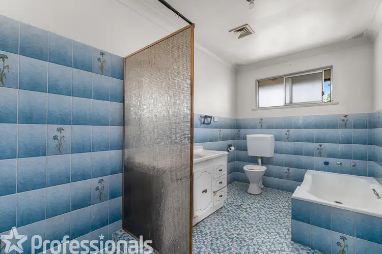 Sixth view of Homely house listing, 1 Taralye Place, Orange NSW 2800