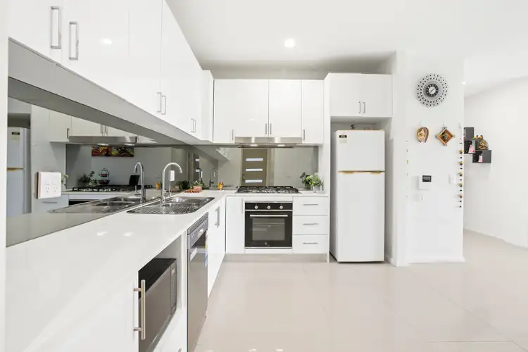 Fourth view of Homely villa listing, 15/27 Tungarra Road, Girraween NSW 2145