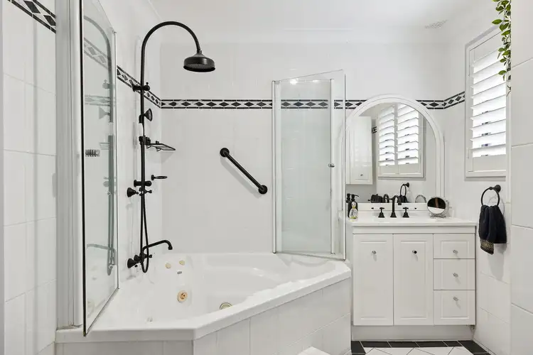 Fifth view of Homely house listing, 5 Gates Place, Kincumber NSW 2251