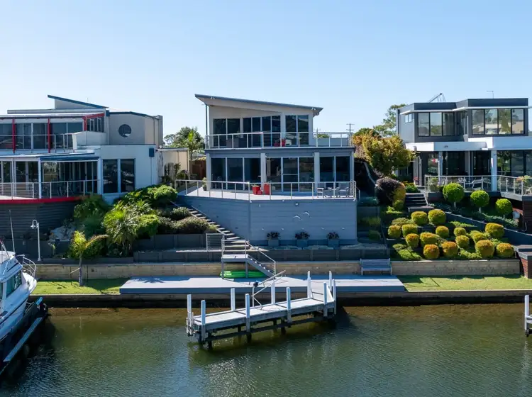 11 North Quay Place, Paynesville VIC 3880