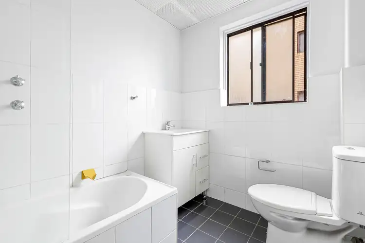 Fifth view of Homely apartment listing, 3/39 Austral Street, Penshurst NSW 2222