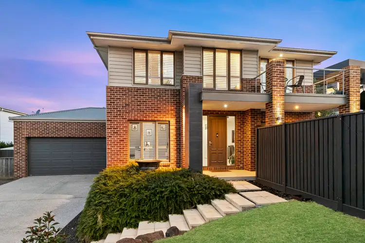 2 Chalon Court, Highton VIC 3216