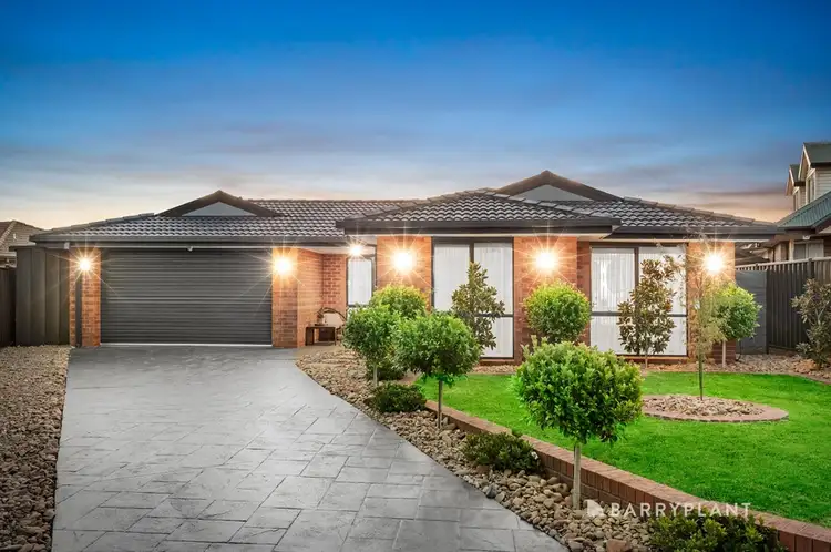 7 Atlanta Close, Mill Park VIC 3082
