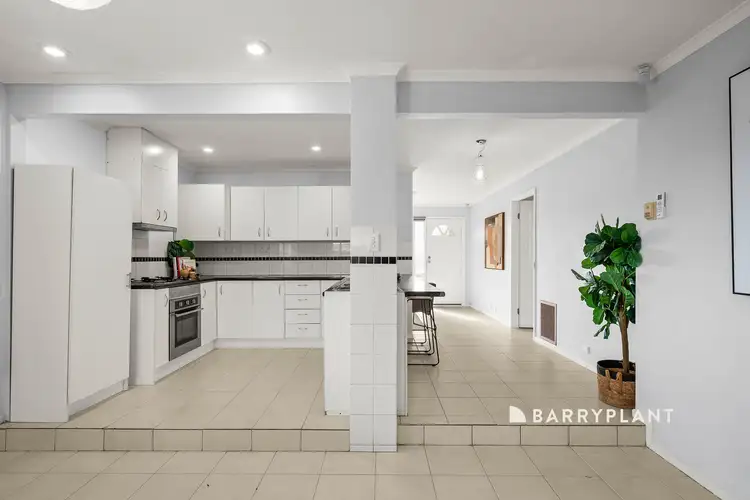 Fifth view of Homely house listing, 14 Reeves Court, Hampton Park VIC 3976