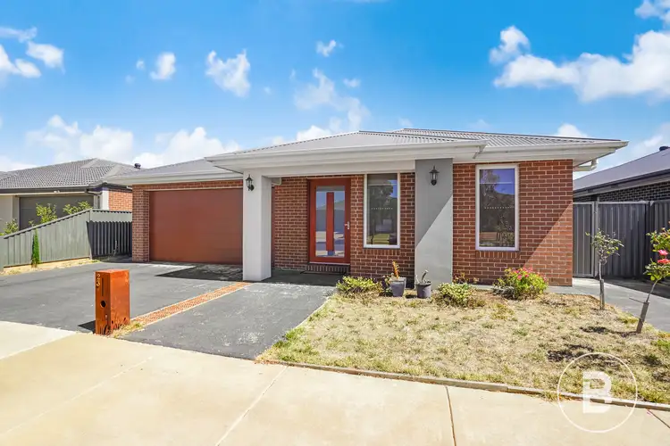 23 Marxsen Parade, Lucas VIC 3350