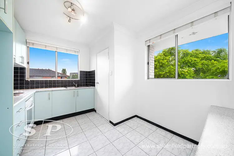 Third view of Homely apartment listing, 5/70 Hamilton Road, Fairfield NSW 2165