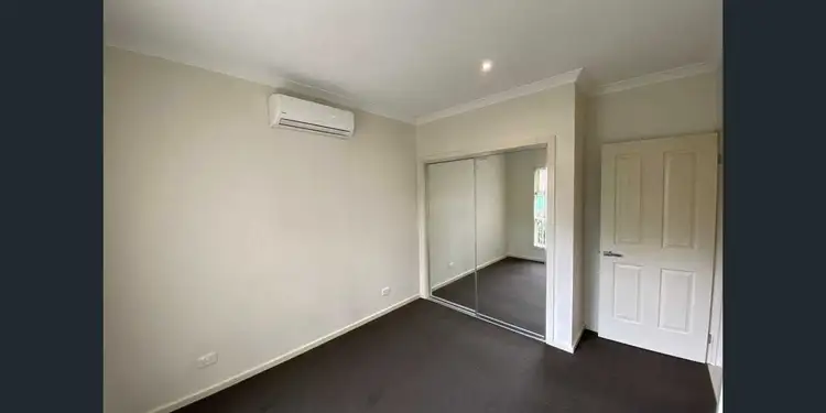 Fifth view of Homely unit listing, 4/84 Henty Street, Reservoir VIC 3073