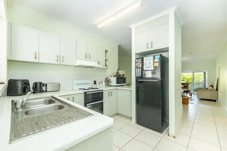 Third view of Homely unit listing, 6/19 Tropic Road, Cannonvale QLD 4802