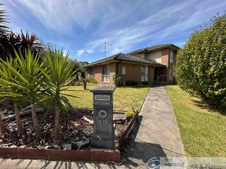 19 Jessup Close