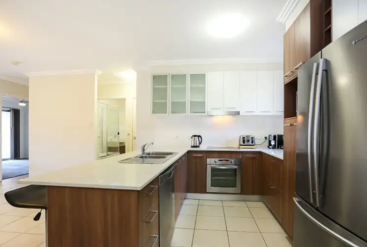 8/15 Rhodes Street