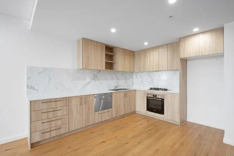 4/15B Mary Street