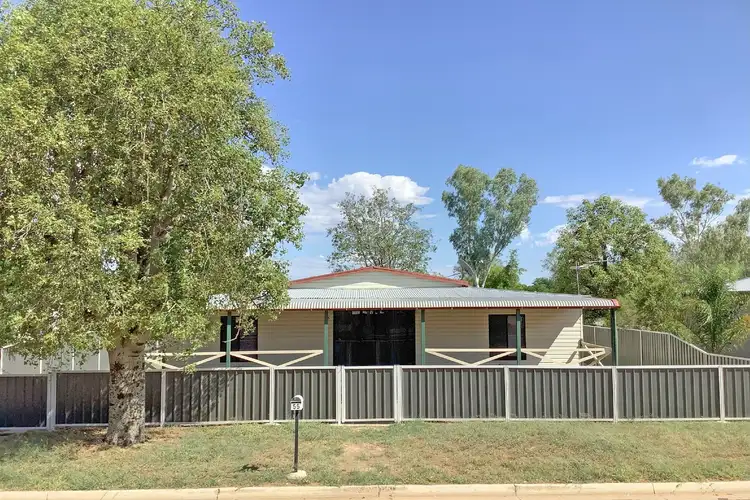 55 Crane Street, Longreach QLD 4730