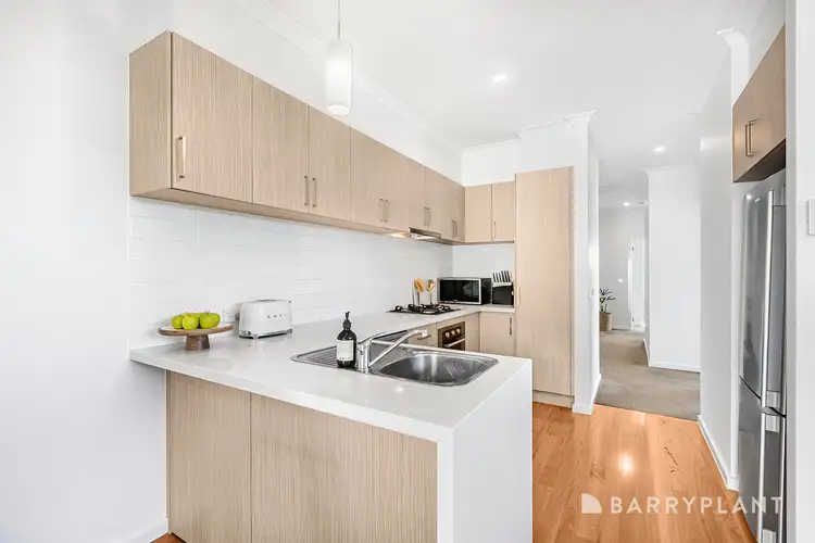 Fifth view of Homely townhouse listing, 5 Ventral Walk, Mooroolbark VIC 3138