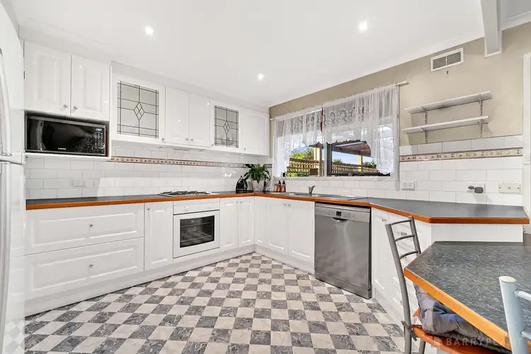 Sixth view of Homely house listing, 91 Sydney Parkinson Avenue, Endeavour Hills VIC 3802