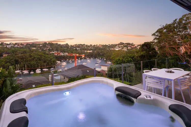 33 Minnamurra Road, Northbridge NSW 2063